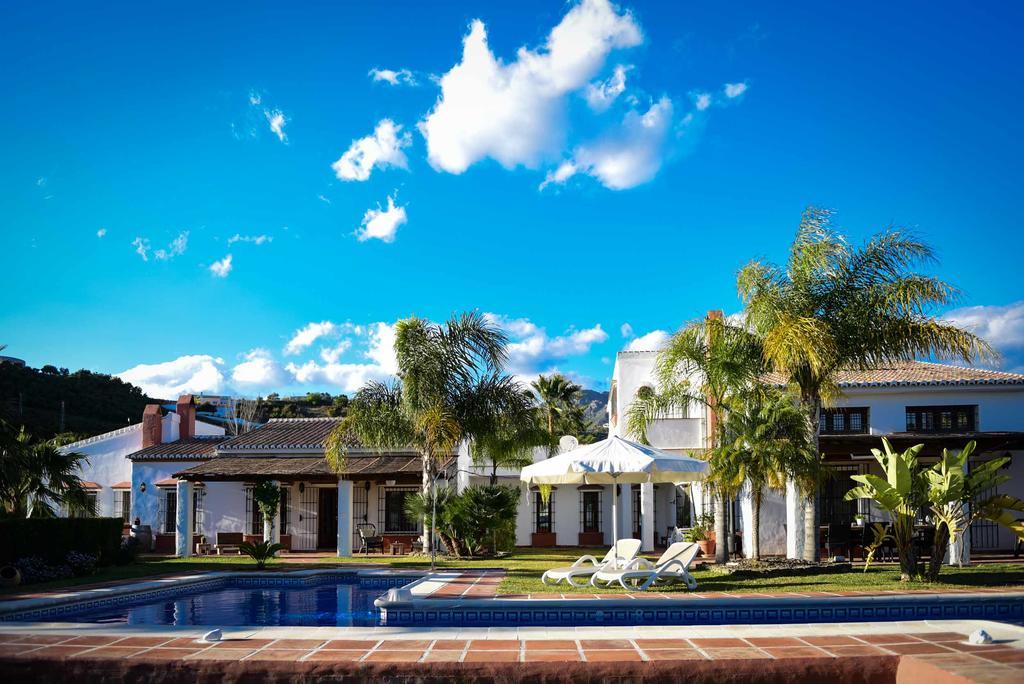 La Perla De Frigiliana Bed & Breakfast Deluxe Exterior photo